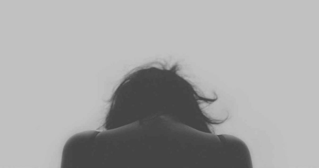 エポニーヌの歌う オン マイ オウン この歌詞は 矛盾が辛い